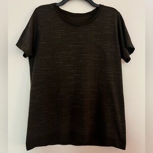 Lululemon relaxed swiftly short sleeve olive green tech top